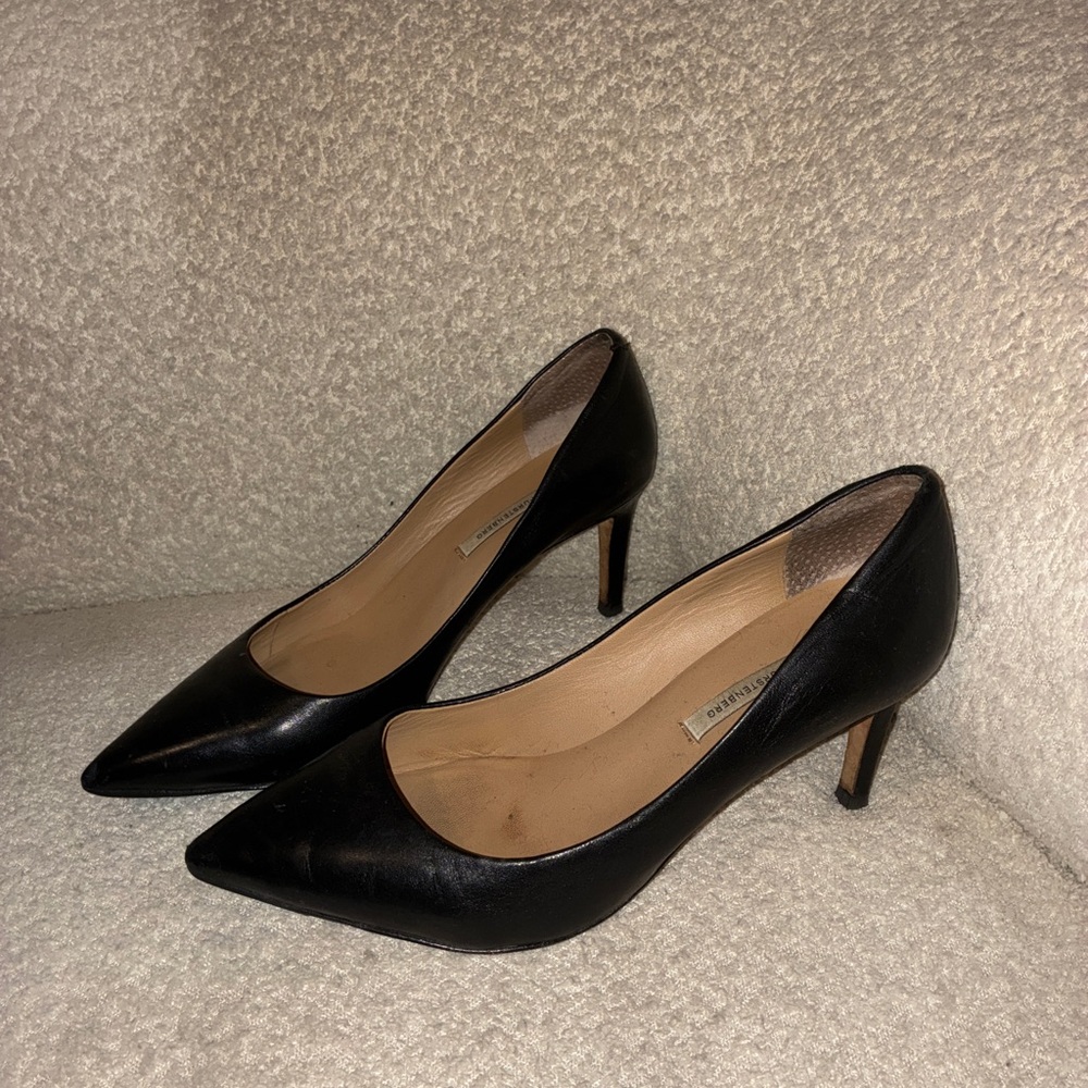 DVF Black Leather Pumps